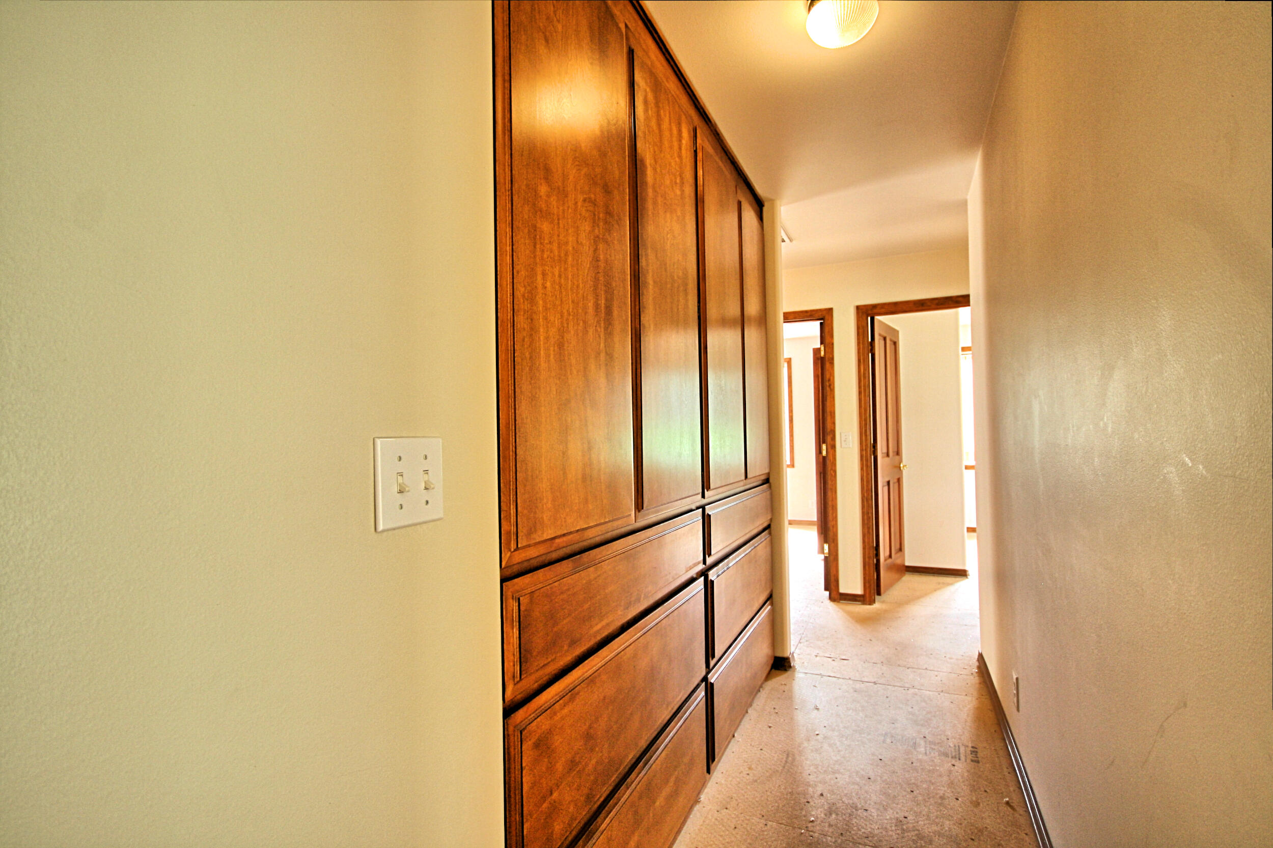 7255 Upper Applegate Road Jacksonville, OR 97530 - Photo 26 of 50 toward bedrooms
