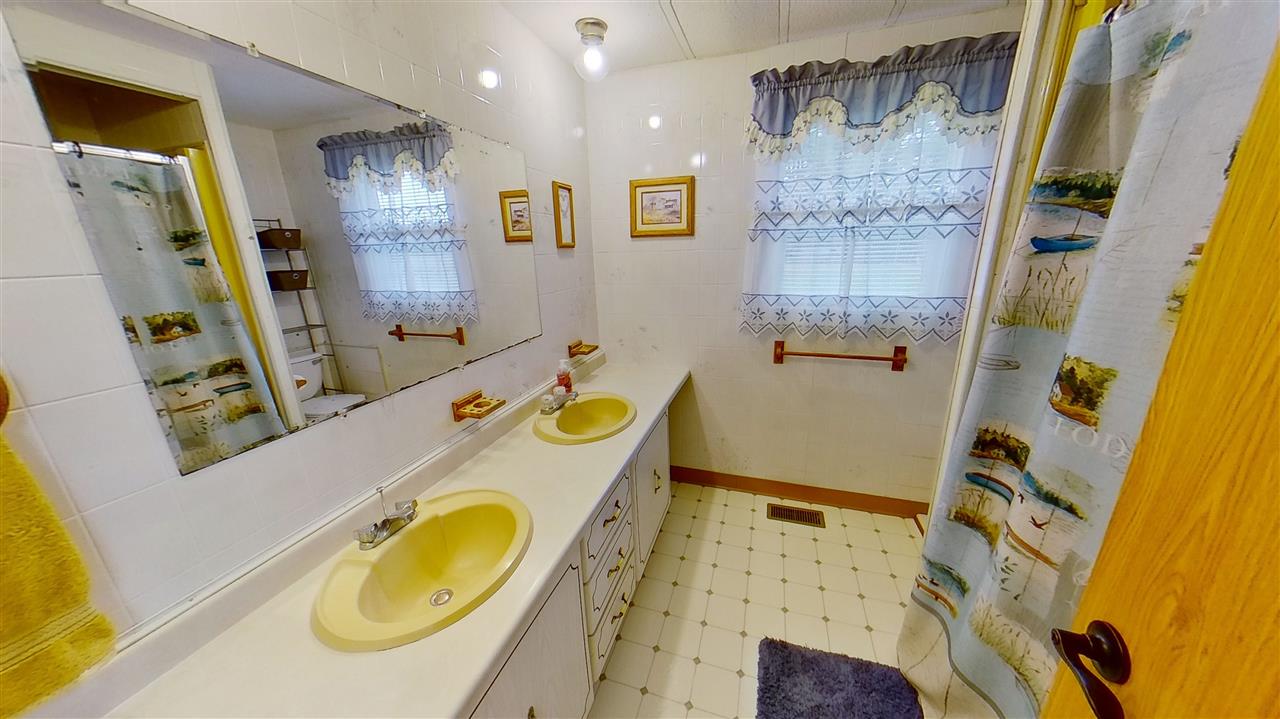 7183 North Gilmore Road Farwell, MI 48622 - Photo 16 of 36 1881694-15.JPG
