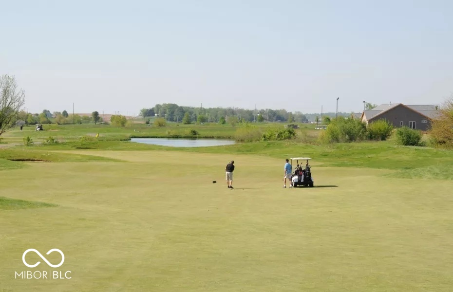 955 Independence Drive Edinburgh, IN 46124 - Photo 4 of 6