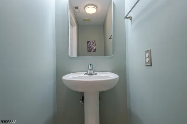 $559,000 | 7 Riga Court, Scotch Plains, NJ 07076