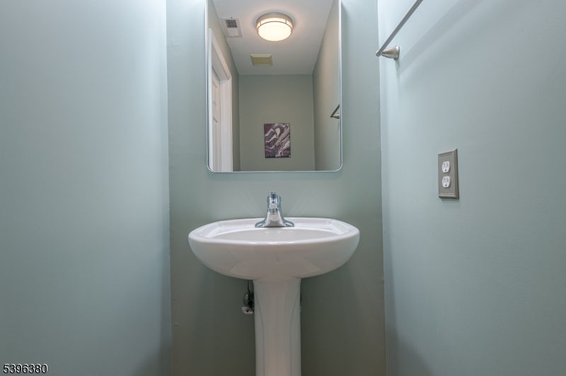 7 Riga Court Scotch Plains, NJ 07076 - Photo 22 of 26