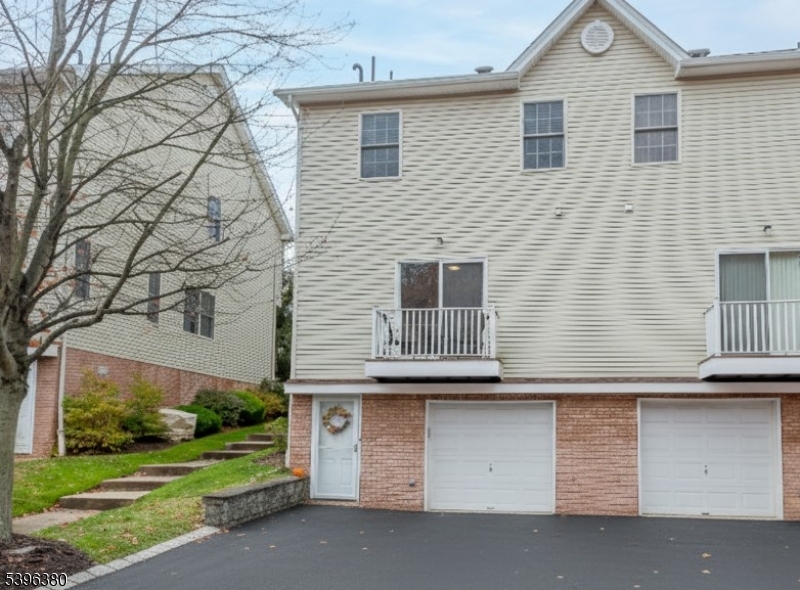 7 Riga Court Scotch Plains, NJ 07076 - Photo 23 of 26