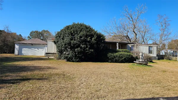 $129,999 | 502 South Pine Circle, Pinehurst, TX 77362