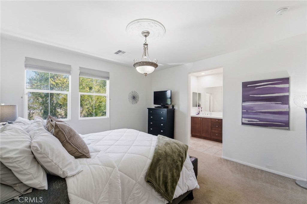 2245 Rolling River Lane, Unit 5 Simi Valley, CA 93063 - Photo 21 of 53