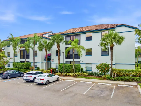 $2,549 | 5265 Brisata Circle, Unit P, Boynton Beach, FL 33437