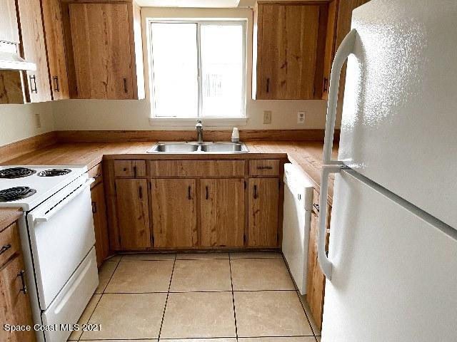4627 Ring Neck Road, Unit C Orlando, FL 32808 - Photo 14 of 20 ED33CF27-E67D-43B7-8538-F5B3AE85F785