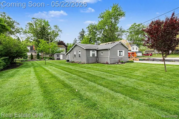 $245,000 | 2200 Davista Drive, Highland, MI 48356