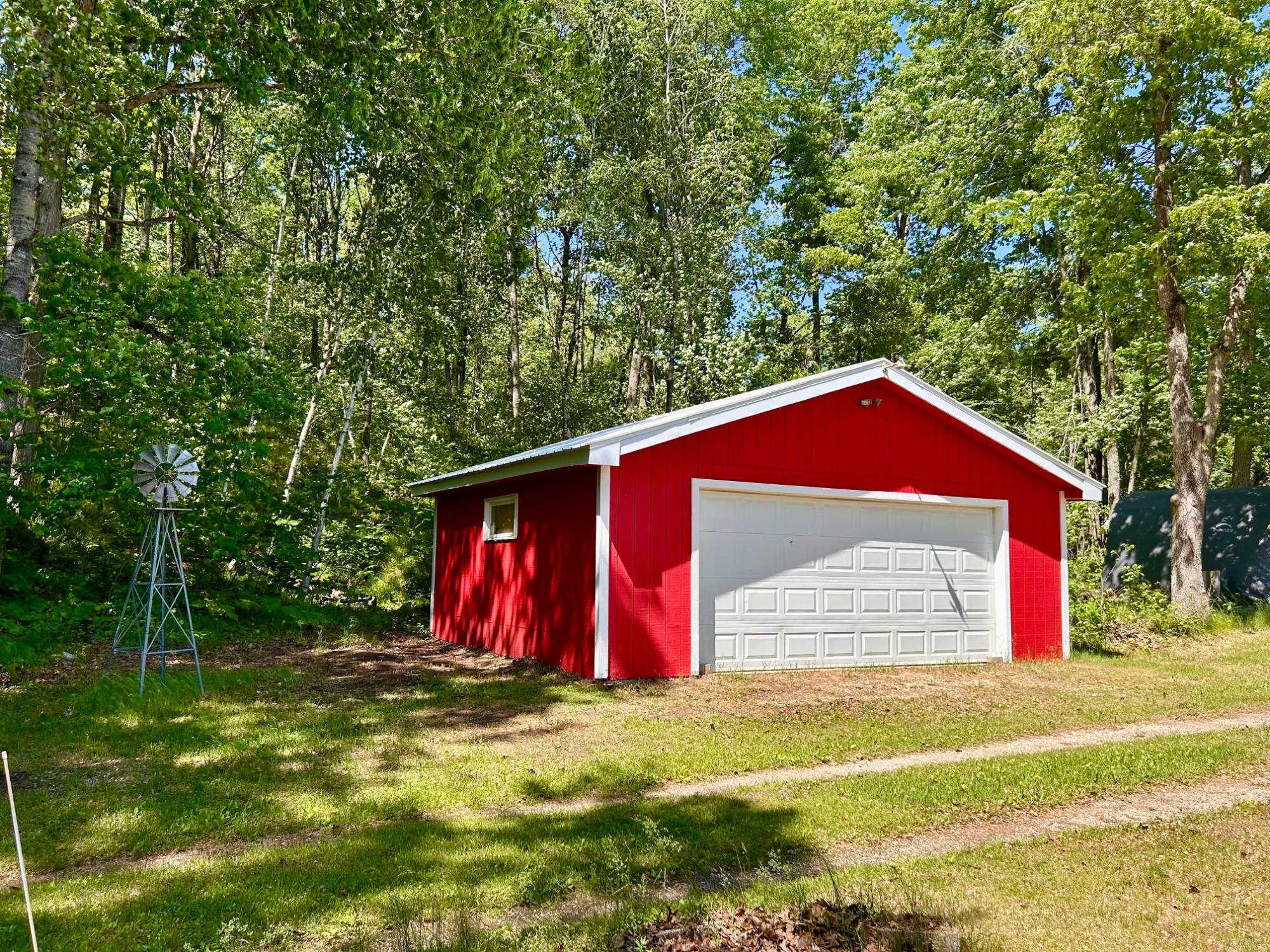 N15043 Bolander Landing Road Amberg, WI 54102 - Photo 4 of 42 Gallery Image 4