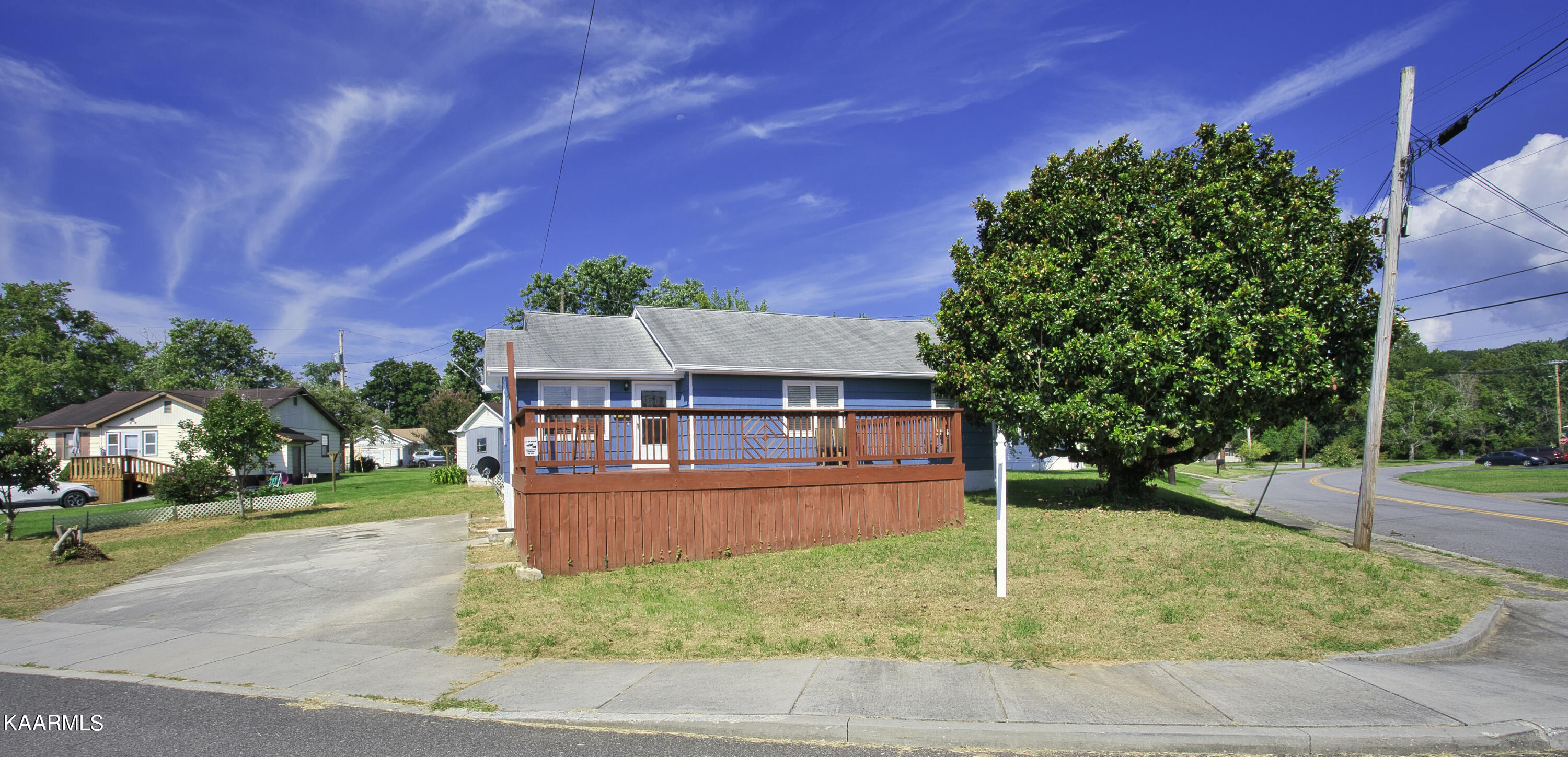 100 Ivanhoe Road Oak Ridge, TN 37830 - Photo 1 of 26 100-1