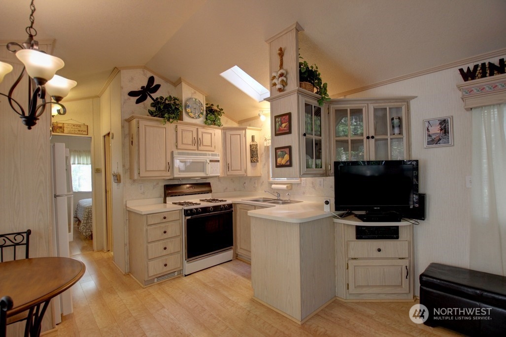 42-6 Riverside Drive Deming, WA 98244 - Photo 13 of 35