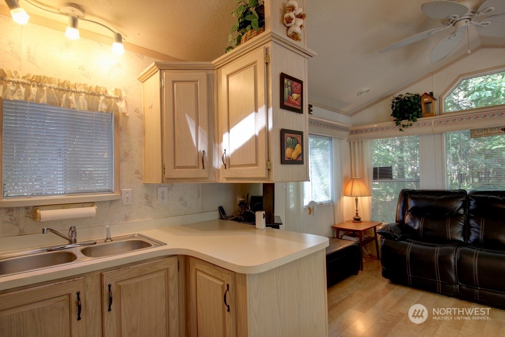 42-6 Riverside Drive Deming, WA 98244 - Photo 14 of 35