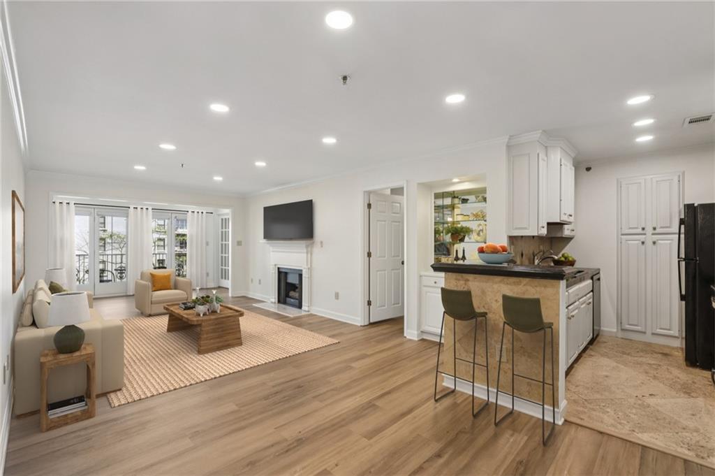 3201 Lenox Road Northeast, Unit 26 Atlanta, GA 30324 - Photo 4 of 52