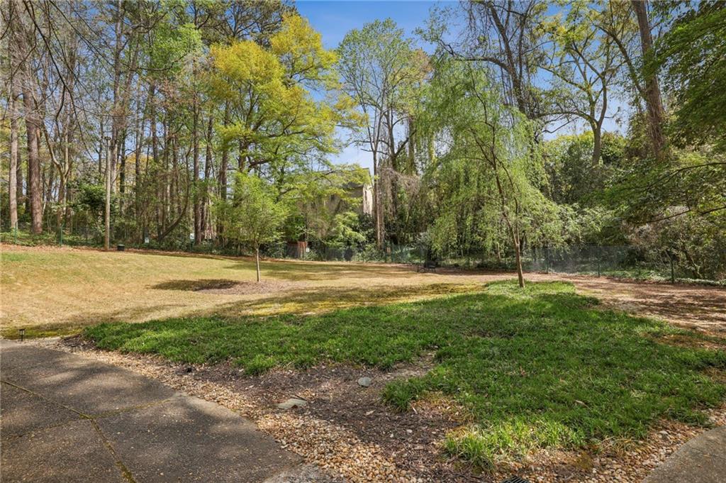 3201 Lenox Road Northeast, Unit 26 Atlanta, GA 30324 - Photo 49 of 52