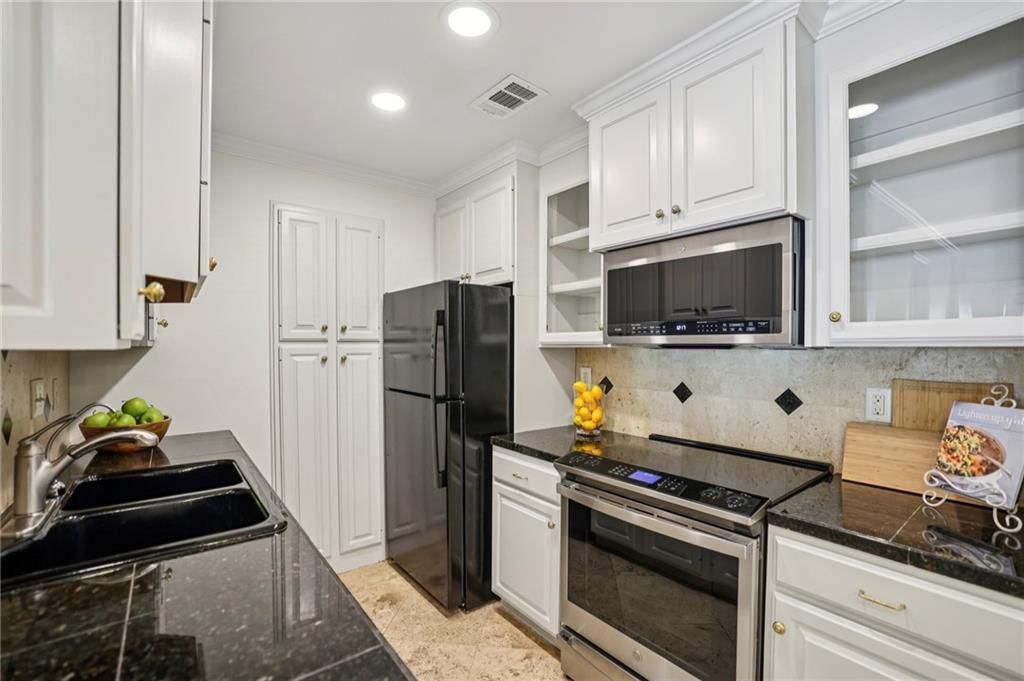 3201 Lenox Road Northeast, Unit 26 Atlanta, GA 30324 - Photo 9 of 52