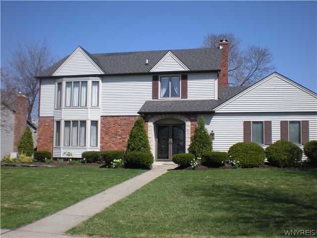 102 Belvoir Road Amherst, NY 14221 - Photo 1 of 1 Exterior Front