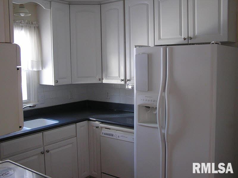 103 Fairway Vista Road Murphysboro, IL 62966 - Photo 4 of 20