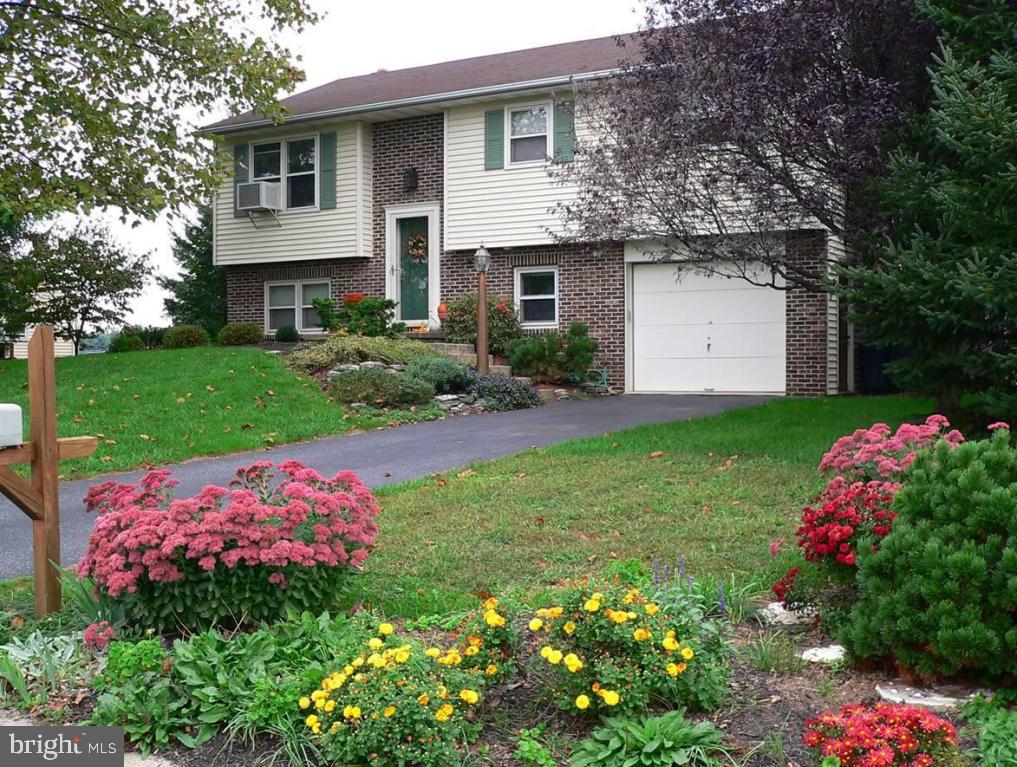 15 Allen Road Ephrata, PA 17522 - Photo 5 of 14 Gallery Image 5