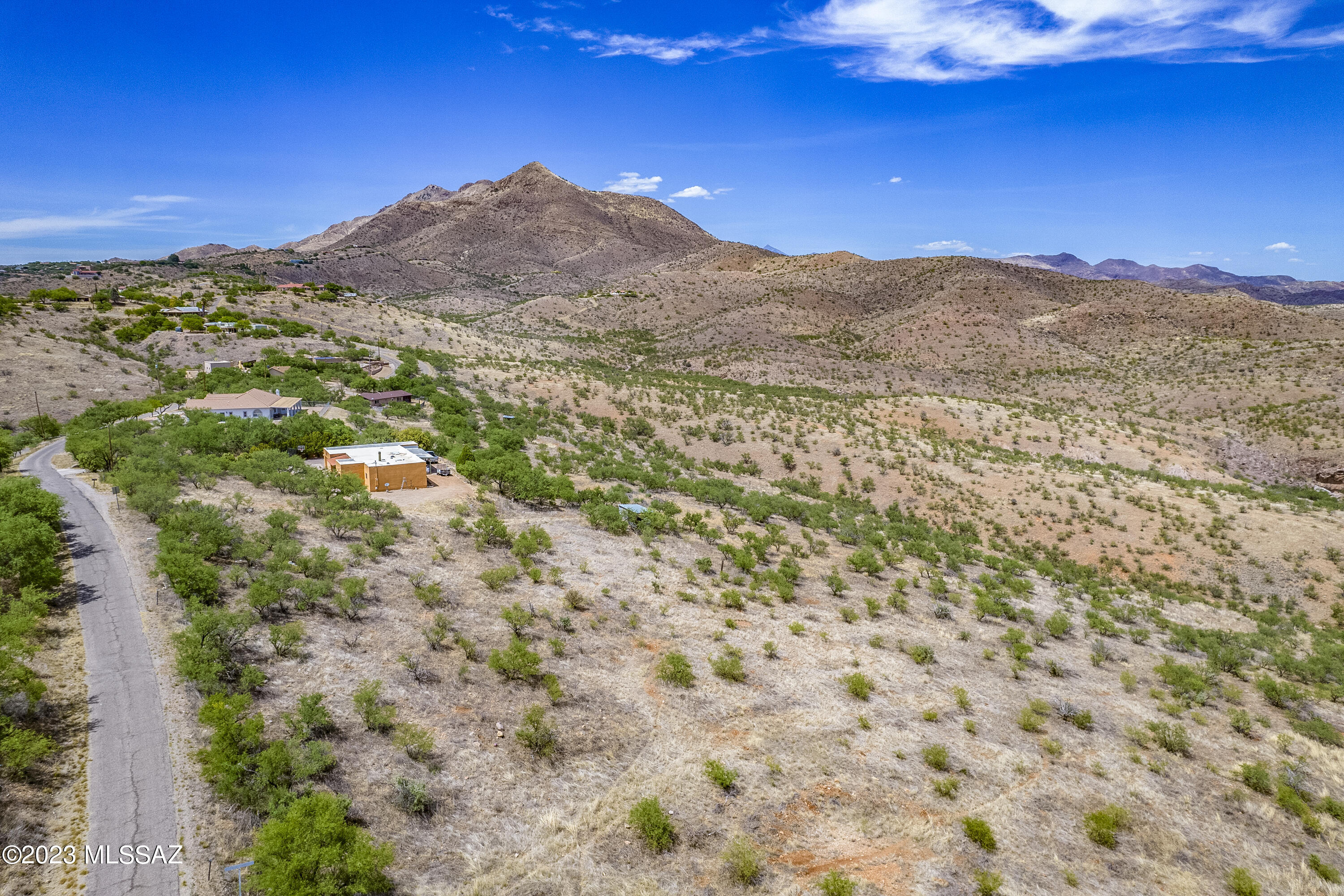 1233 Avenida Gloriosa, Unit 4 Rio Rico, AZ 85648 - Photo 1 of 10