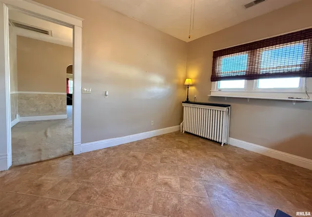 $94,000 | 18 South Mill Street, Harrisburg, IL 62946