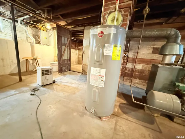 $94,000 | 18 South Mill Street, Harrisburg, IL 62946