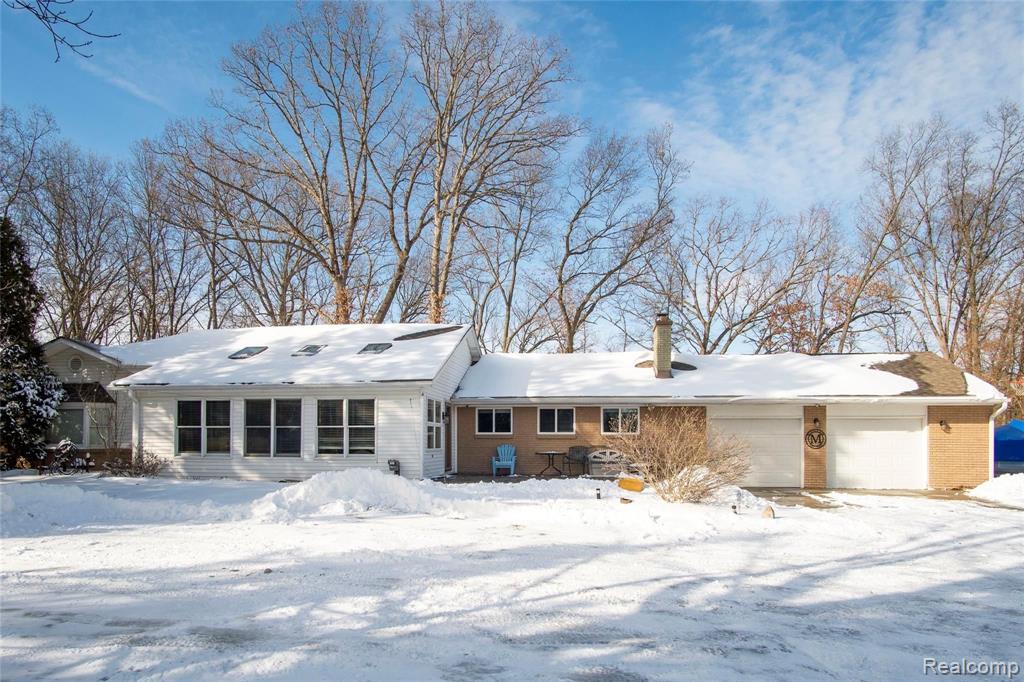 3837 East Coon Lake Road Howell, MI 48843 - Photo 35 of 37