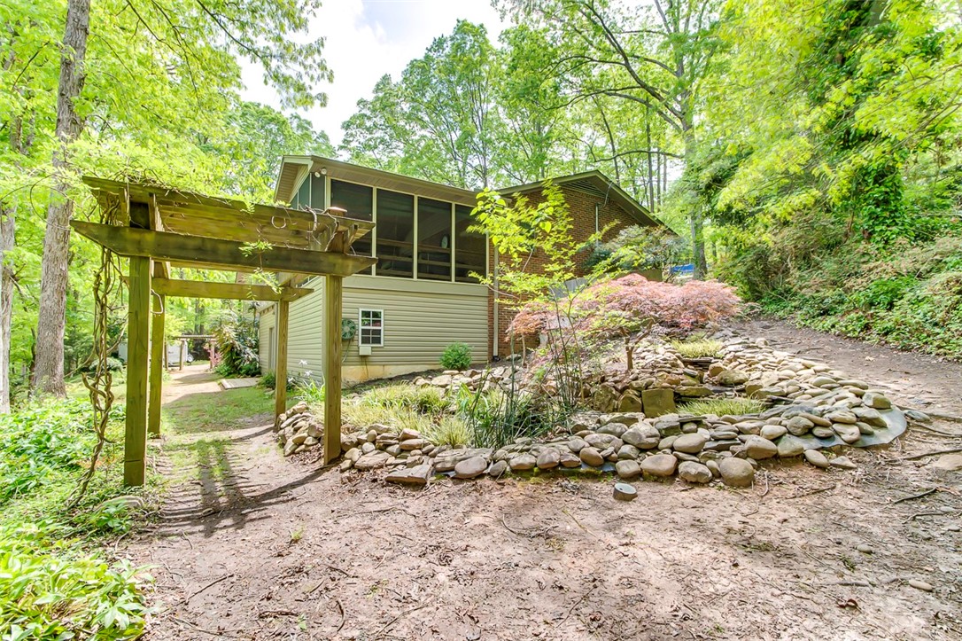 341 Forest Cove Road Anderson, SC 29626 - Photo 35 of 47 Gallery Image 35