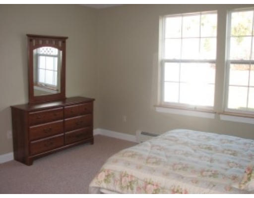 9 Alder Road, Unit 9 Newry, ME 04261 - Photo 4 of 8