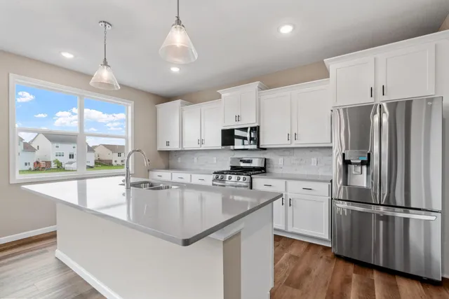 $459,900 | 908 Pine Vale Avenue, Somerset, WI 54025