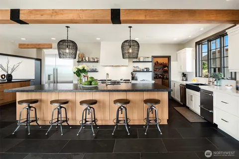 $11,250,000 | 26408 Northeast 70th Street, Redmond, WA 98053