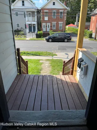$2,300 | 191 North Hamilton Street, Unit 2, Poughkeepsie, NY 12601
