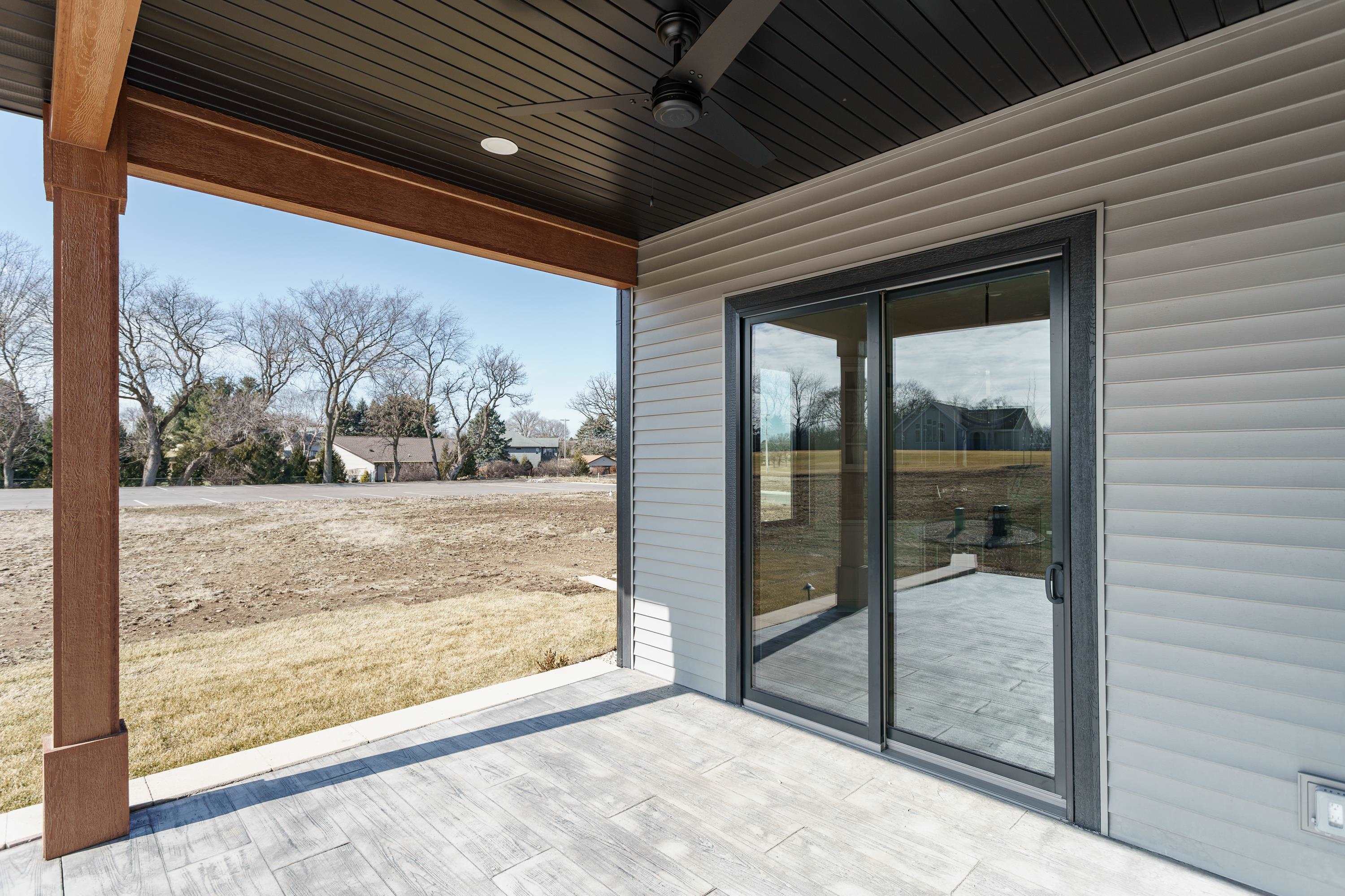 353 Ridge View, Unit 11 Milton, WI 53563 - Photo 6 of 38