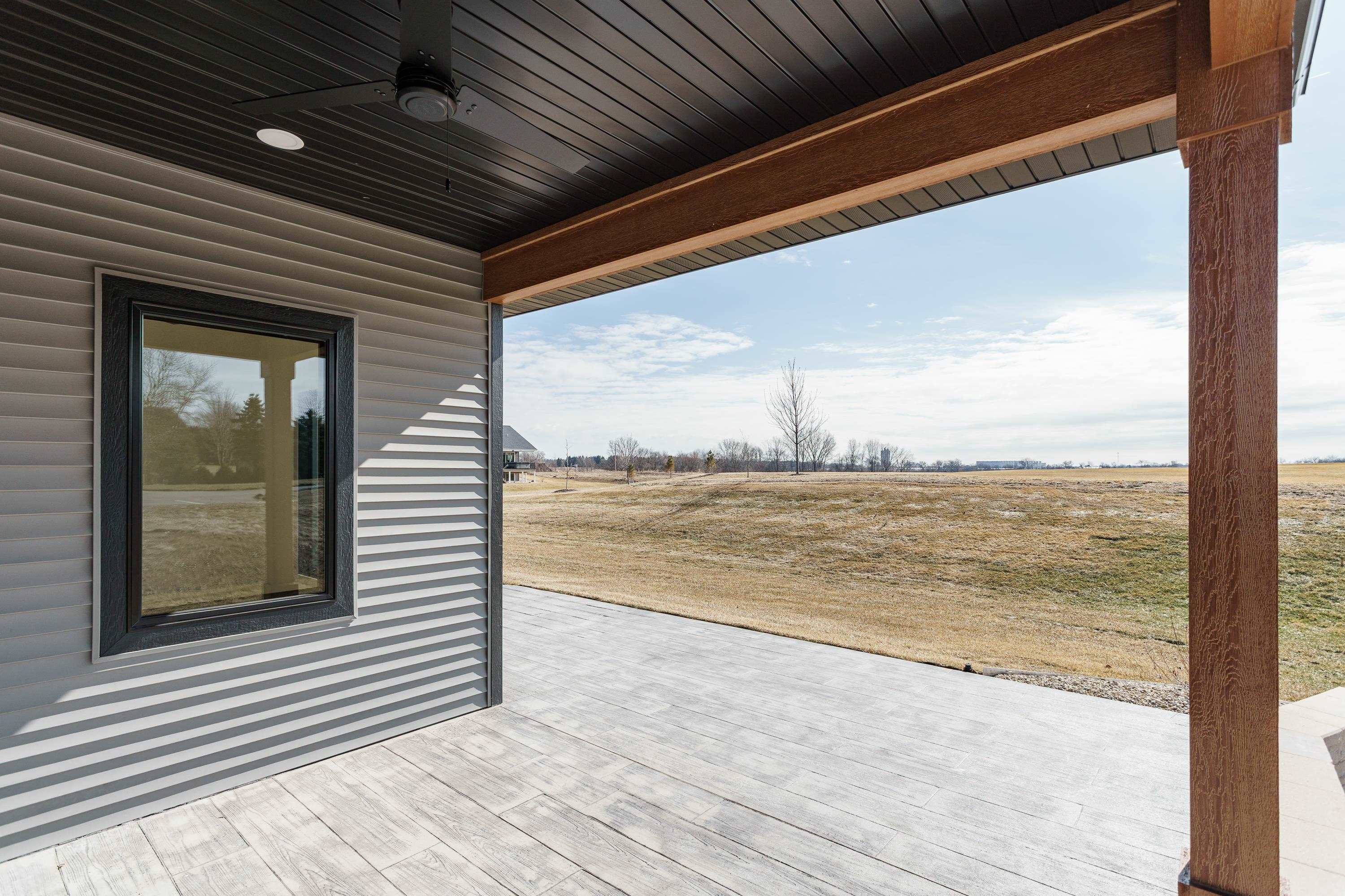 353 Ridge View, Unit 11 Milton, WI 53563 - Photo 7 of 38