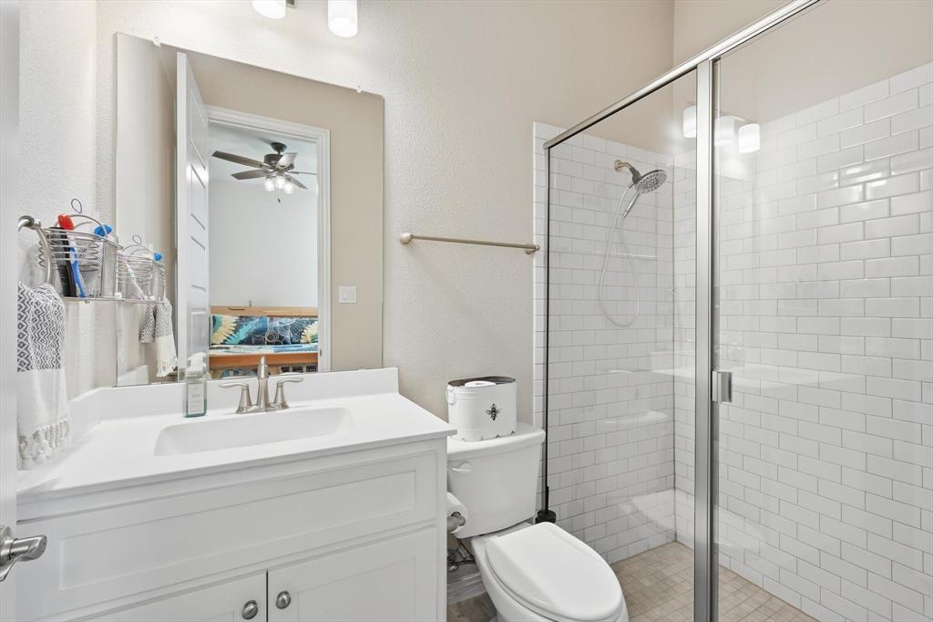 529 Prairie Run Aledo, TX 76008 - Photo 27 of 40 A full bathroom downstairs is ensuite and perfect for your guest room