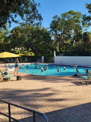 $268,000 | 3097 Willow Green Drive, Unit 32, Sarasota, FL 34235