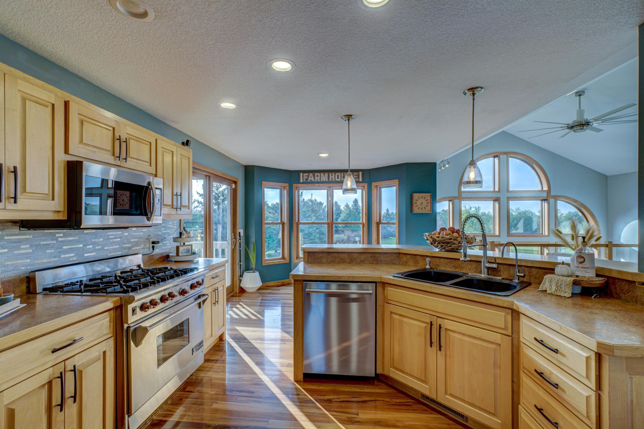 2352 County Rd I Somerset, WI 54025 - Photo 16 of 40 Gallery Image 16