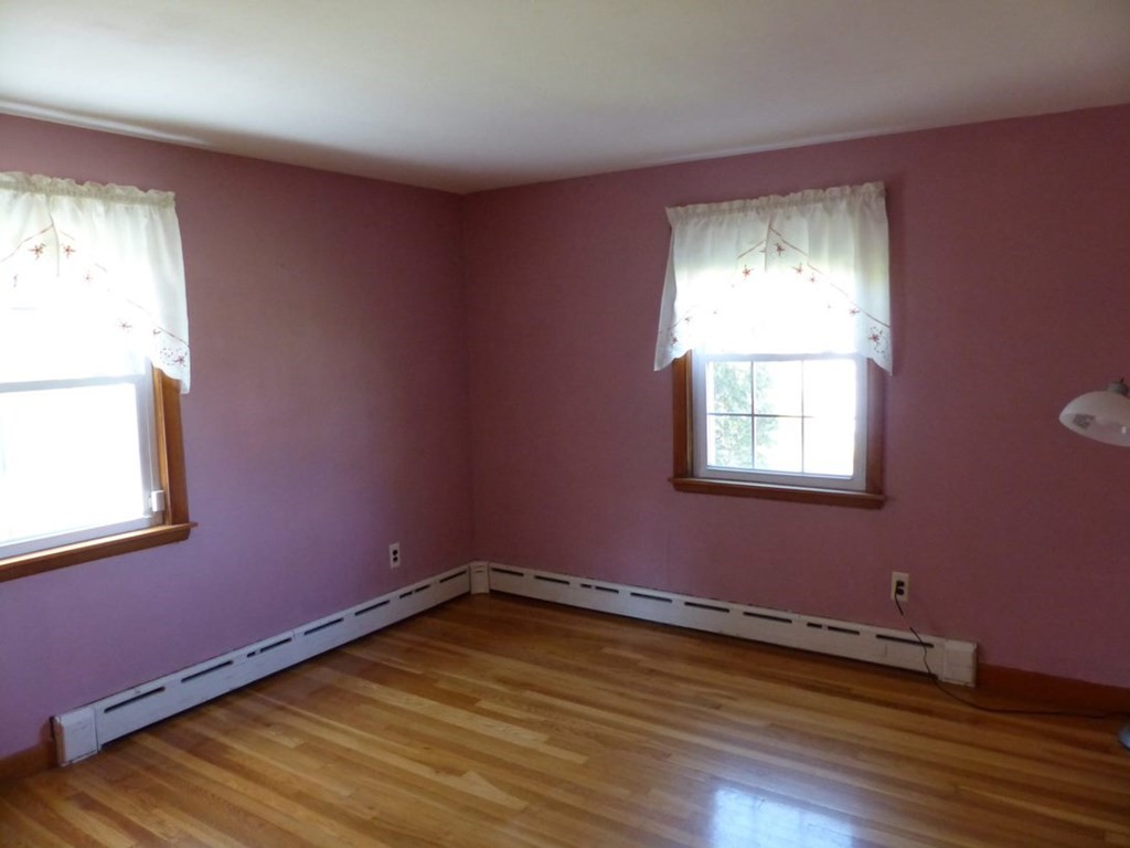 93 Grant Road Lynn, MA 01904 - Photo 15 of 31 Gallery Image 15