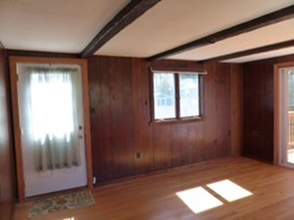93 Grant Road Lynn, MA 01904 - Photo 18 of 31 Gallery Image 18