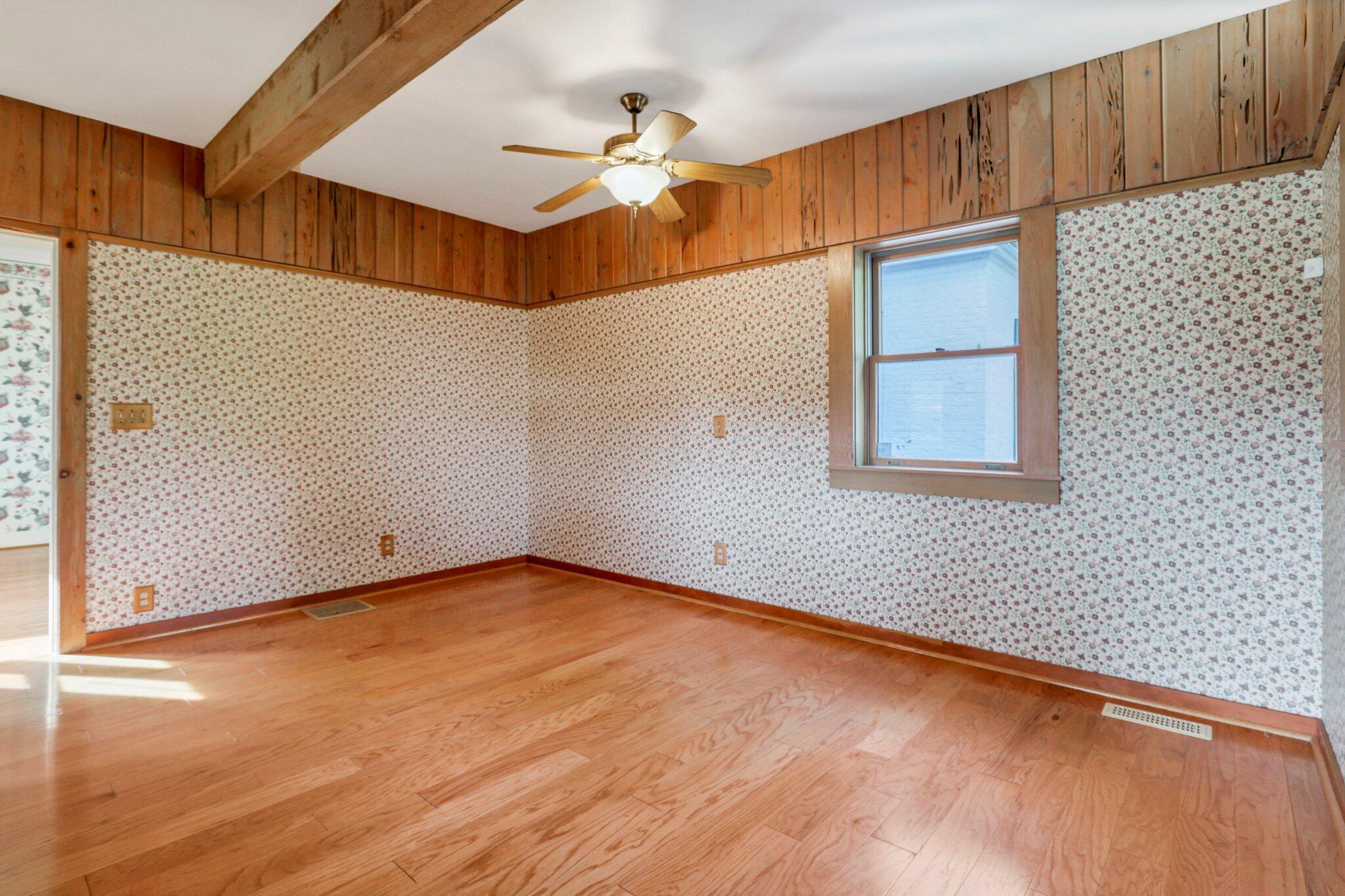 334 Old Columbus Road Springfield, OH 45505 - Photo 28 of 127 Eat in Kitchen Space/Dining Room