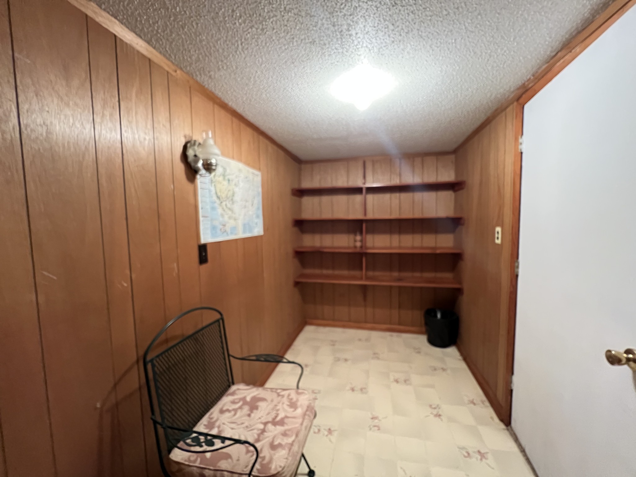 297 Appleton Road Five Points, TN 38457 - Photo 33 of 44 a view of a livingroom with a chair