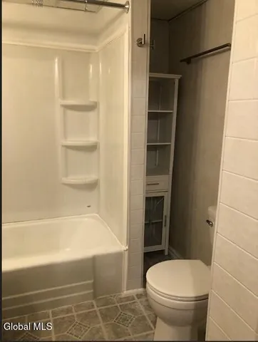 $240,000 | 17 North Lake Avenue, Albany, NY 12203