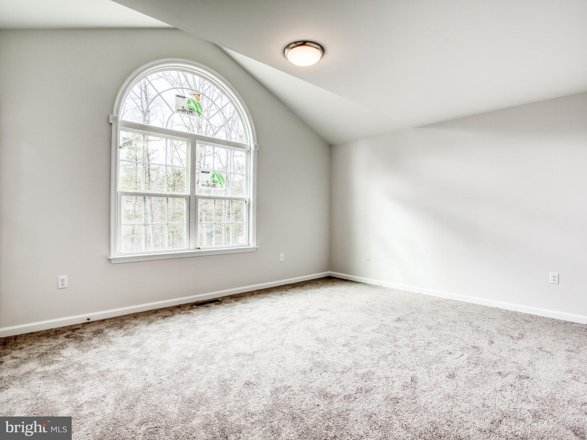 179 McCubbin Road Winchester, VA 22603 - Photo 14 of 24 Photo Similar