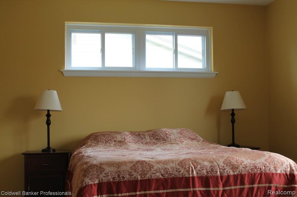 43677 Applewood Road Canton, MI 48188 - Photo 16 of 48 IMG_1974.jpg