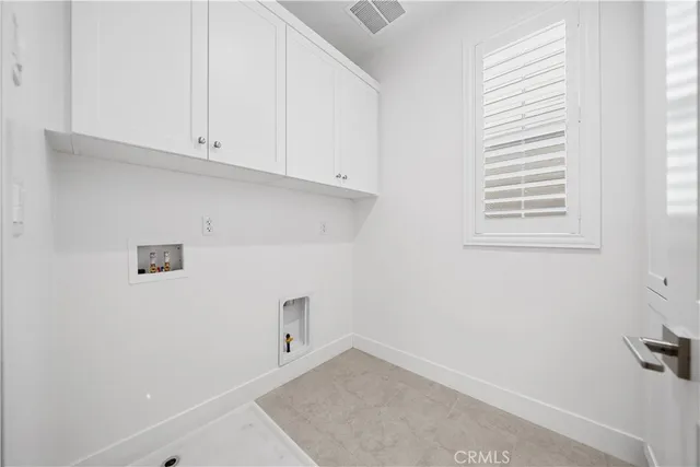 $2,028,880 | 118 Glydon, Irvine, CA 92618