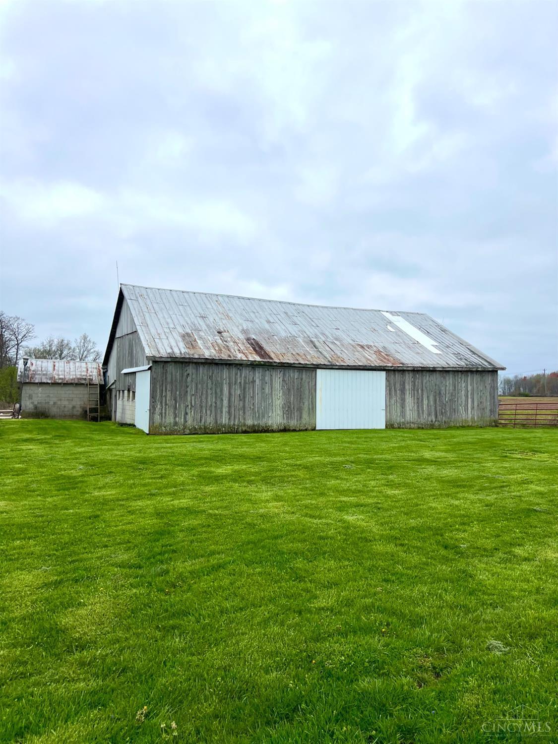 8294 Marks Road Georgetown, OH 45121 - Photo 5 of 96