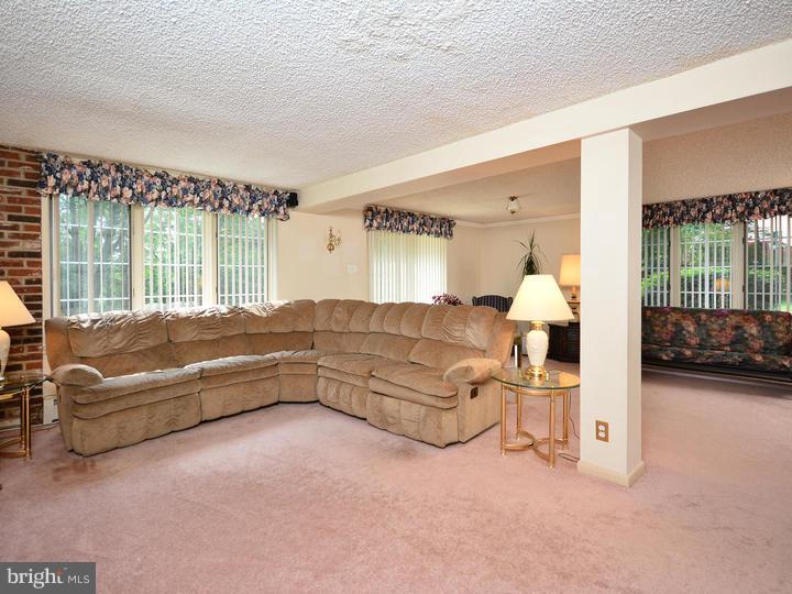26 Waterview Road West Chester, PA 19380 - Photo 18 of 25 Family Room