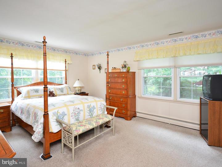 26 Waterview Road West Chester, PA 19380 - Photo 22 of 25 Bedroom - Main