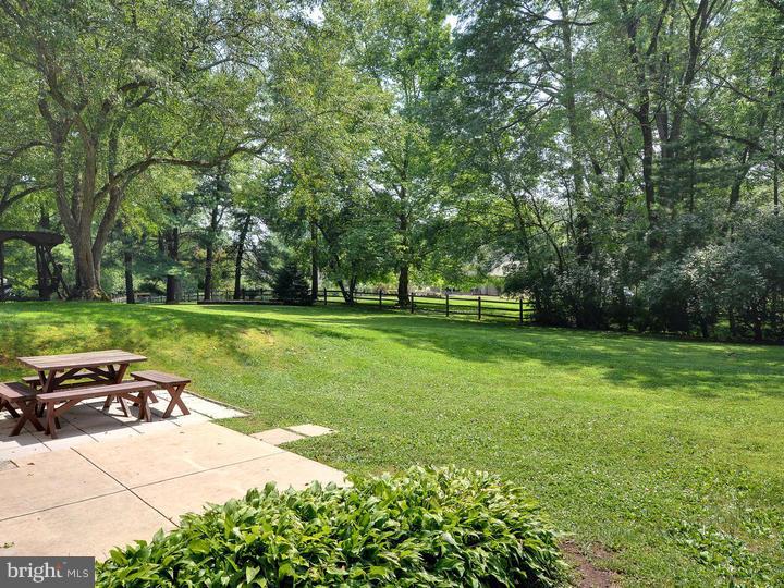 26 Waterview Road West Chester, PA 19380 - Photo 23 of 25 Exterior Back