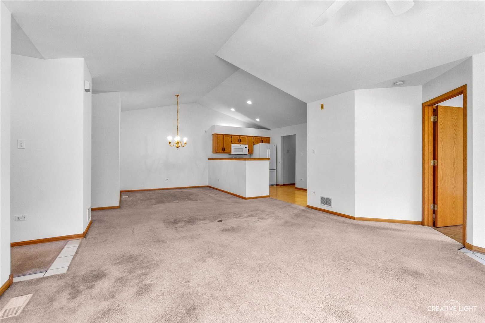 840 Havenshire Road Naperville, IL 60565 - Photo 3 of 26
