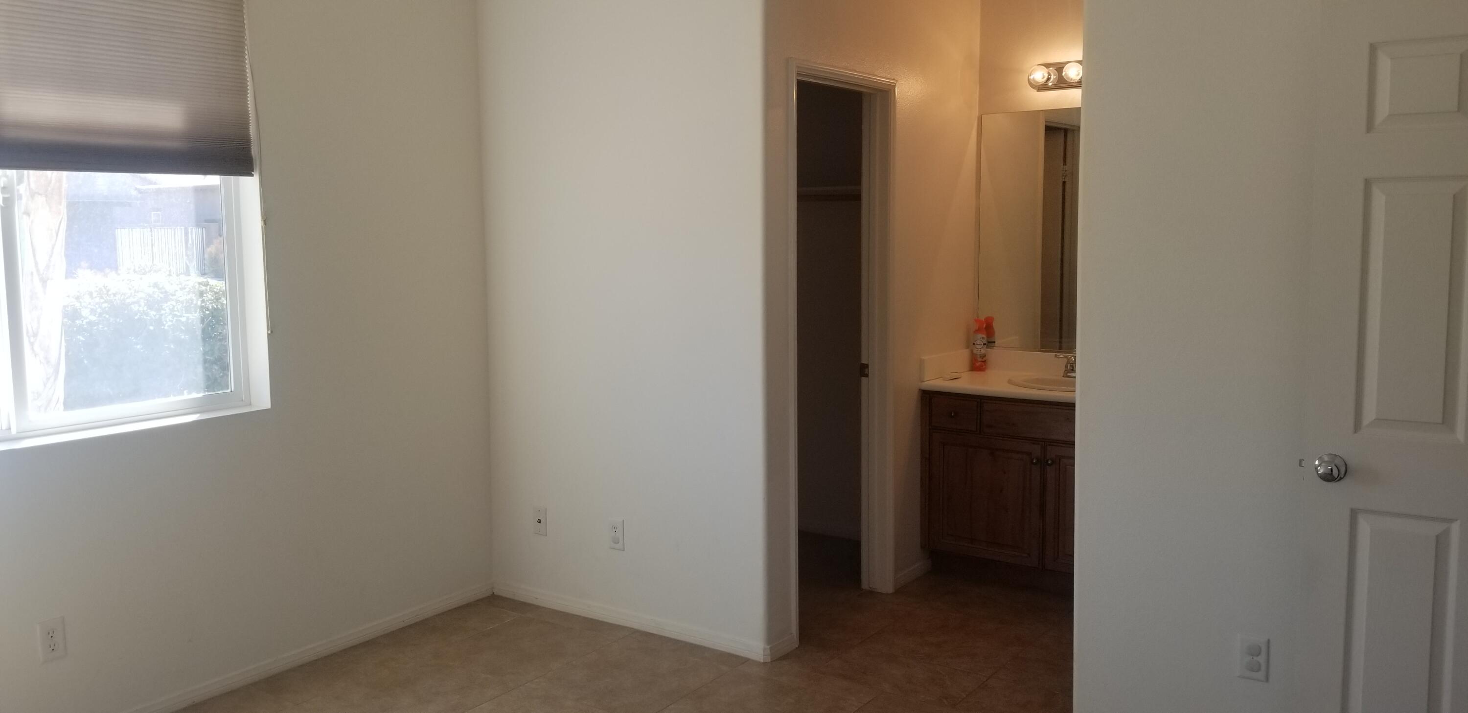 42375 Warner Trail Palm Desert, CA 92211 - Photo 12 of 33 a view of hallway with window