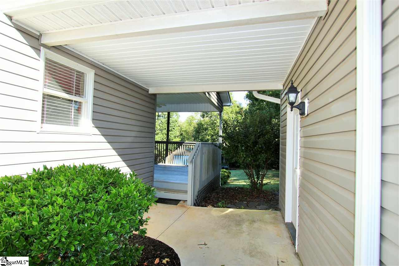 160 Will Landrum Road Chesnee, SC 29323 - Photo 18 of 21